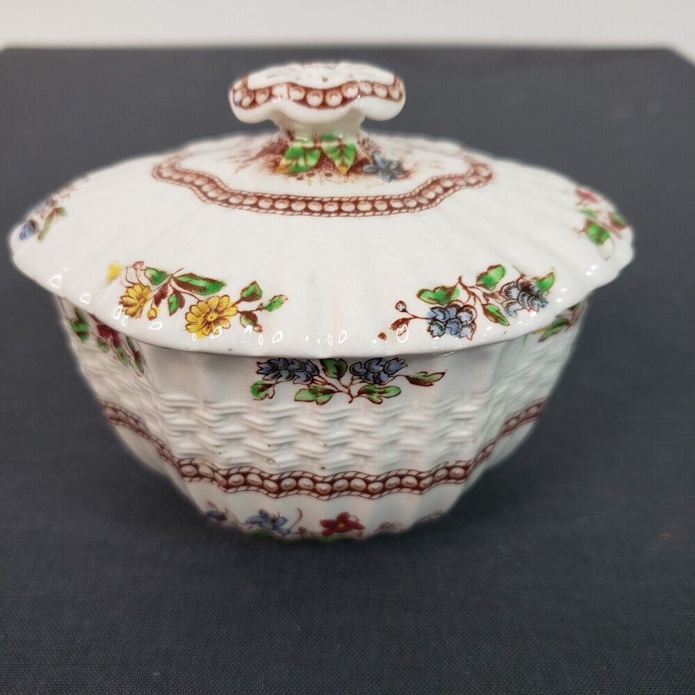 Spode Copeland Rosalie Sugar Bowl w/ Lid Basketweave  4" Chelsea Wicker